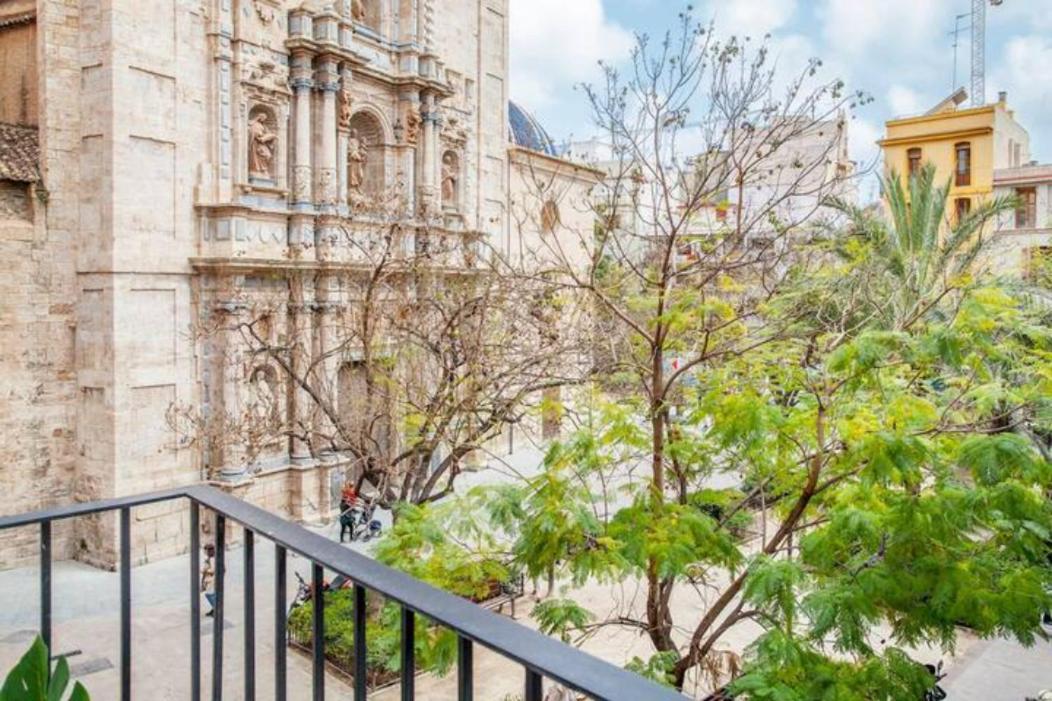Apartamento Soleado En Plaza Del Carmen บาเลนเซีย ภายนอก รูปภาพ